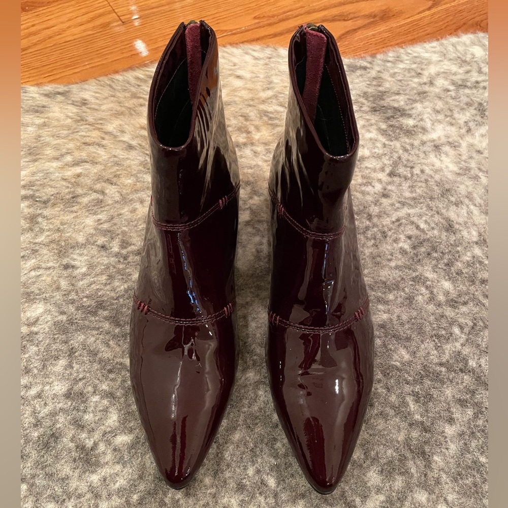 SPLENDID patent leather booties